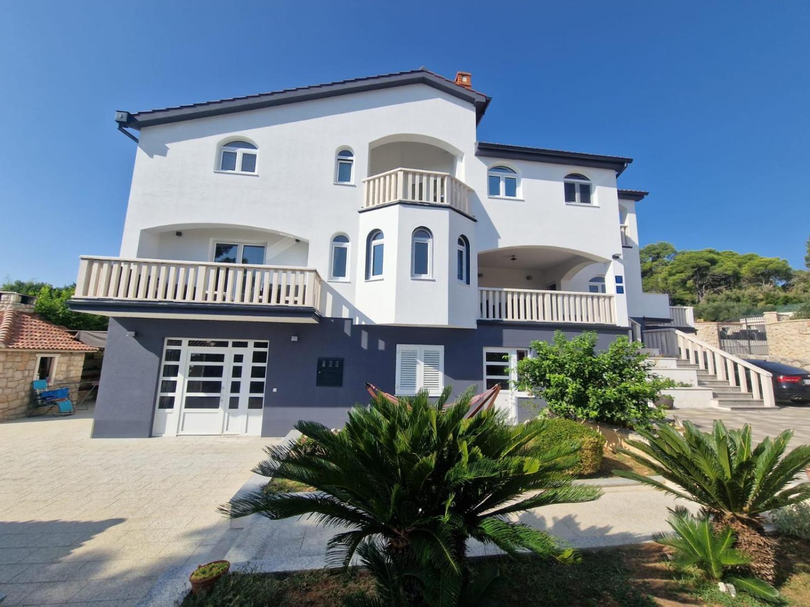 Apartments Villa Lora Kraj  Екстериор снимка